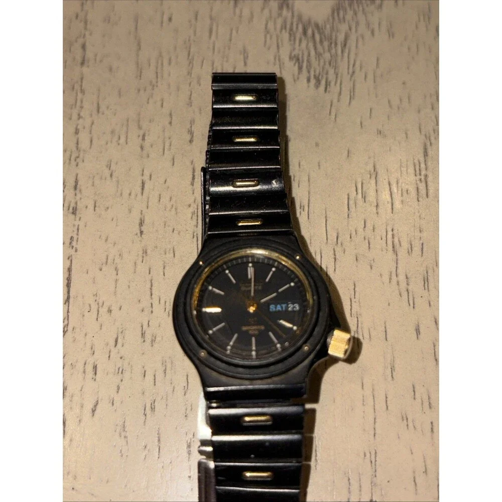 Seiko SQ Sports 100 Watch Women 26mm Black Dial Black Tone -Needs Battery
